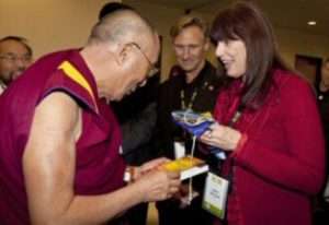 Janet Attwood meets Dalai Lama -- transcendental meditation meets tibetan buddhism