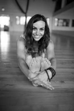 julia tulsi bagnoli yoga tm meditation teacher